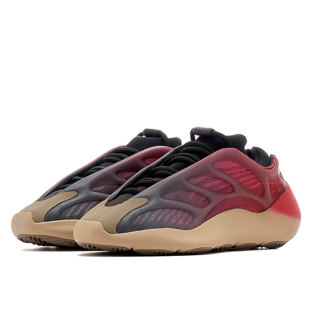 Кроссовки Adidas Yeezy 700 V3 Fade Carbon GW1814