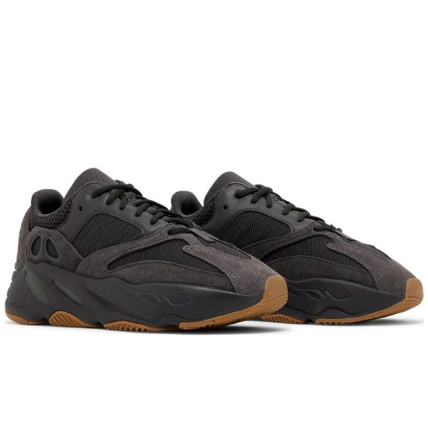 Кроссовки Adidas Yeezy Boost 700 Utility Black FV5304
