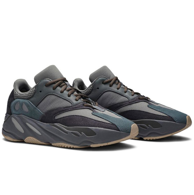 Кроссовки Adidas Yeezy Boost 700 Teal Blue FW2499