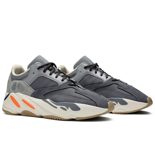 Adidas Yeezy Boost 700 Magnet FV9922